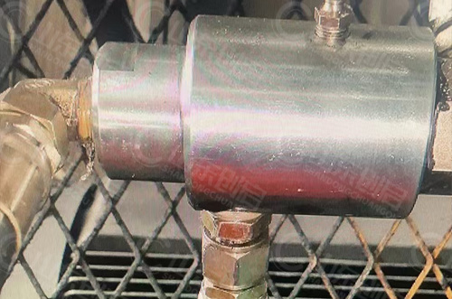 开卷机两通路液压旋转接头案例 开卷机两通路液压旋转接头案例